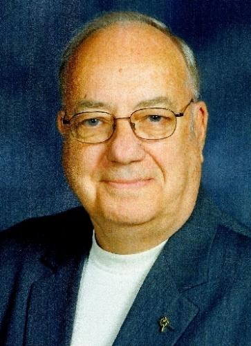 Conrad E. Ekkens obituary, Bay City, MI
