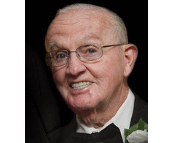 Michael Sweeney Obituary - Lakeside Memorial Chapel - 2023