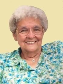 Joan V Thompson obituary, 1928-2017