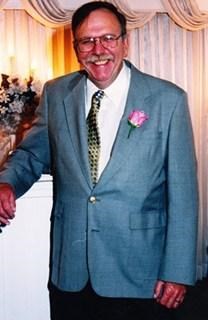 William J Grobschmidt obituary, 1940-2012, Cudahy, WI