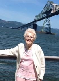 Lillian Jeanette Cox-Hendricks obituary, 1927-2017, Beaverton, OR