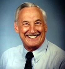 Richard E Hildebrand Jr. obituary, 1928-2015