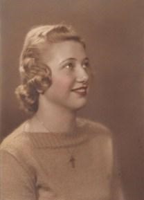 Mrs. Elizabeth Davis Johnston obituary, 1919-2013, Marietta, GA