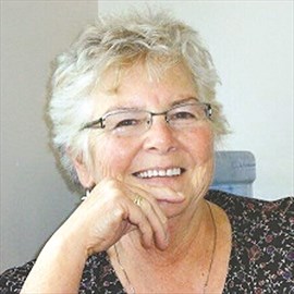 Joan McGOWAN obituary
