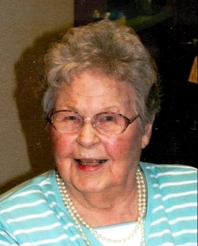 Veneta M. Vander Lind obituary