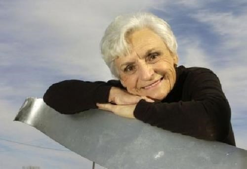 Nina D. Heynen obituary, Coopersville, MI