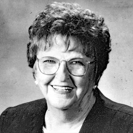 Elsie Jessie McNAUGHTON obituary