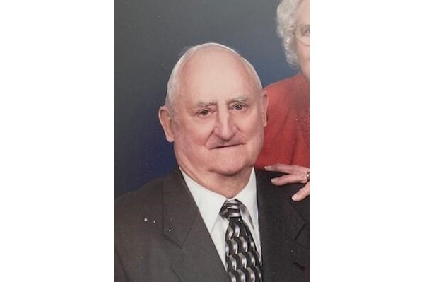 Emil Duchow Obituary (1923 - 2020) - Manitowoc, WI - Manitowoc Herald ...