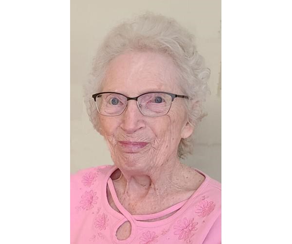Louise O'Neil Obituary (2023) - Waynesville, NC - Wells Funeral Homes ...