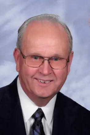 James Lindhorst Obituary - Oakcrest Funeral Services Algona - 2023