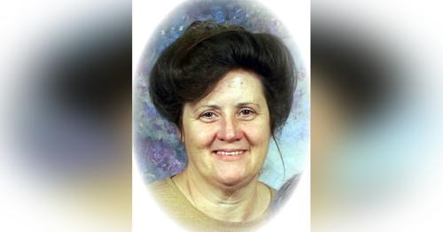 Linda Farmer Obituary - Moore-Cortner Funeral Home - Winchester - 2023