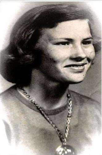 Elizabeth Ward, Obituary