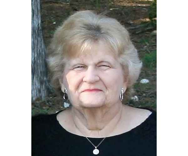 Sandra Feller Obituary 2022 St Charles Mo Baue Funeral Home Cave Springs 6991