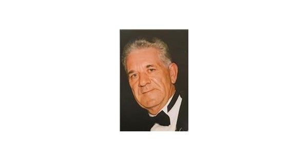 Obituary for Eugene R. Lewandowski