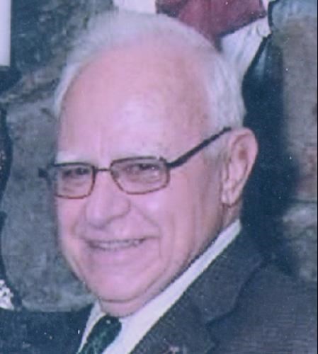 Howard E. Case obituary