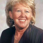Susan Elizabeth (Arp) von Maur Obituary 2023 - Halligan-McCabe-DeVries  Funeral Home
