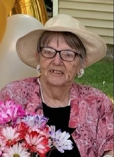 Betty Lou Carlisle obituary, 1930-2021