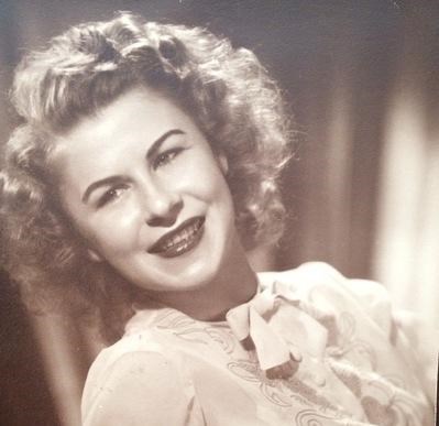 Evelyn Eva Marks obituary, 1924-2014, Palm Desert, CA