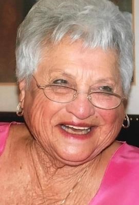 Lorraine Beverly Sweet Lauderbach obituary, 1920-2017, Indian Wells, CA