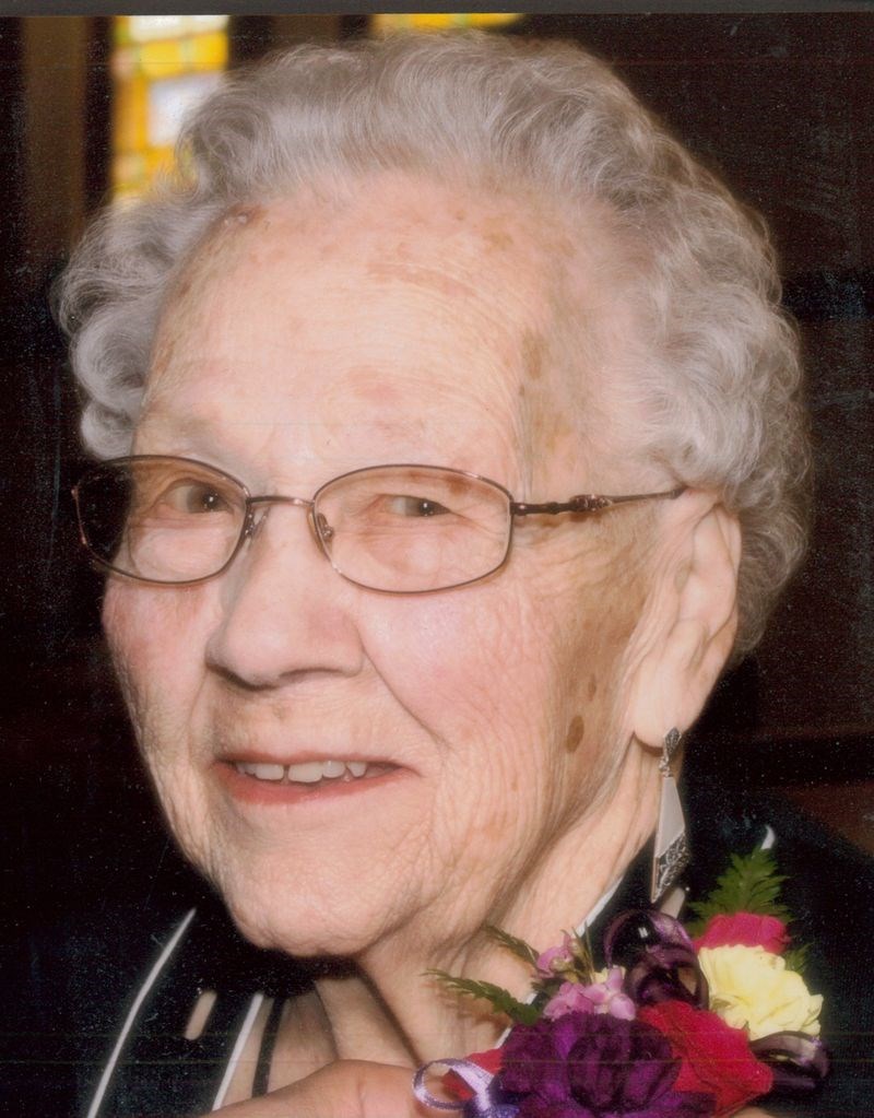 Velma Schroeder Obituary - Koepsell-Murray Funeral & Cremation Services