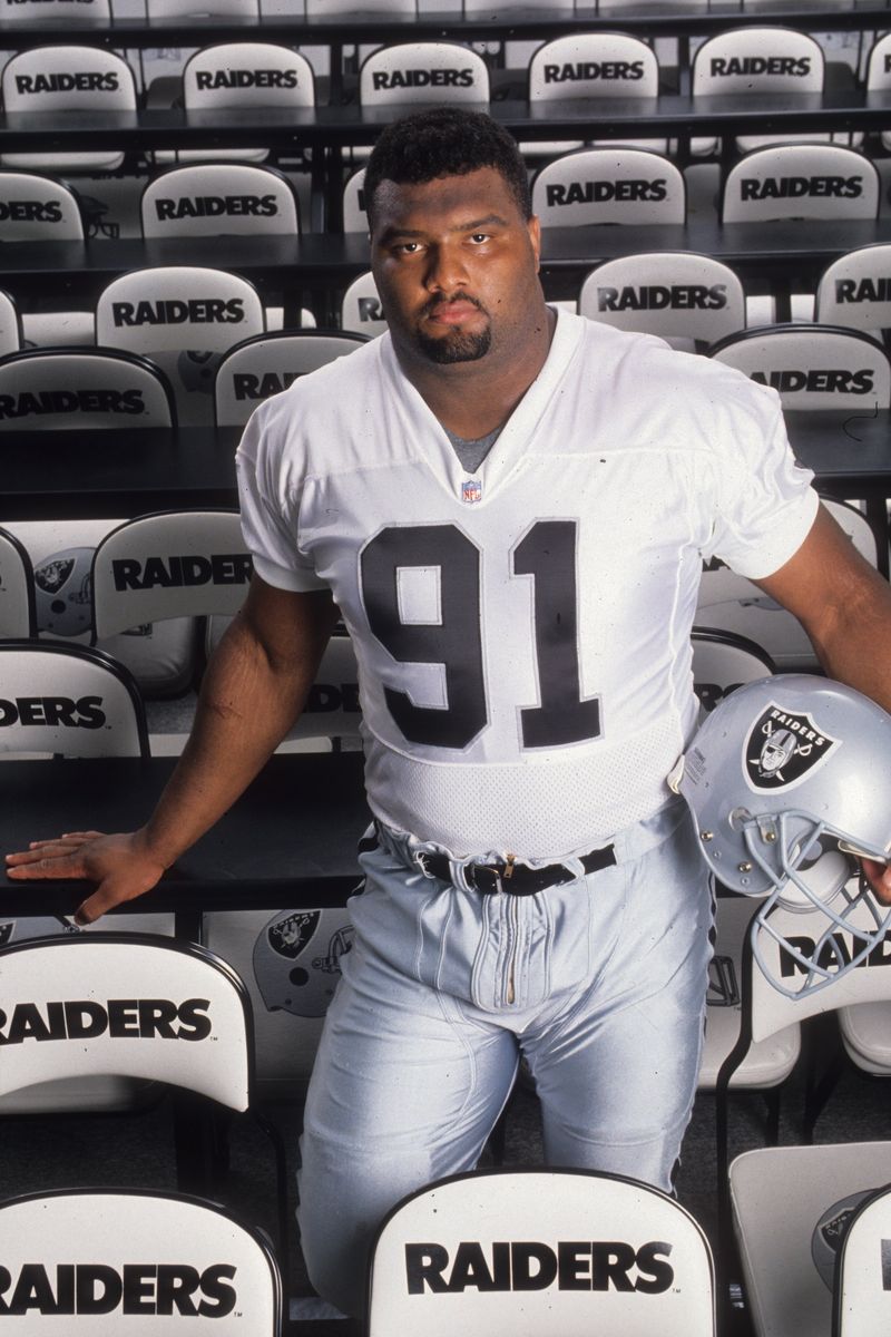 The Tragic Death of Chester McGlockton, an All-Pro Raiders Great