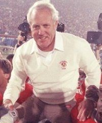 Hall of Fame coach Bill Walsh dead at 75