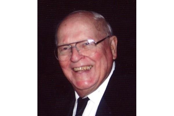 Robert Goetzke Obituary (1927 2019) Mankato, WI