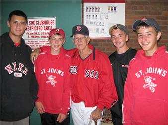 Beloved Red Sox legend Johnny Pesky dies at 92