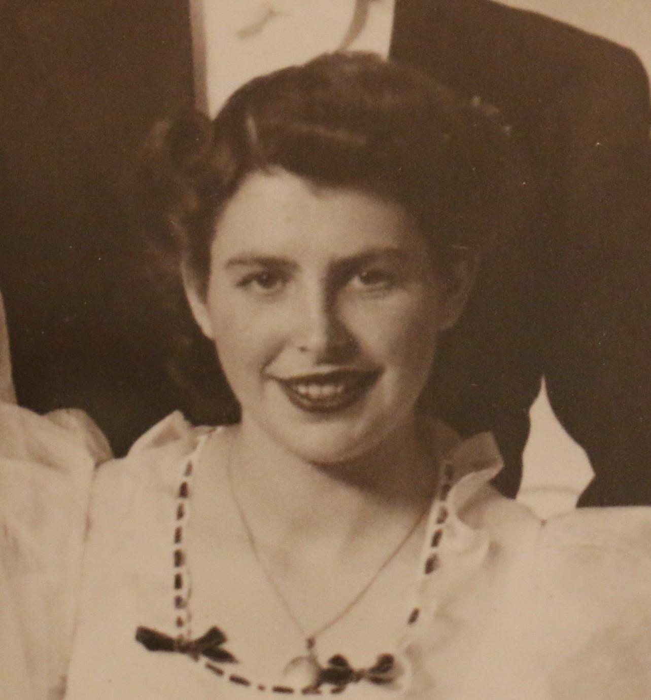 Mary BULOG Obituary (2014)