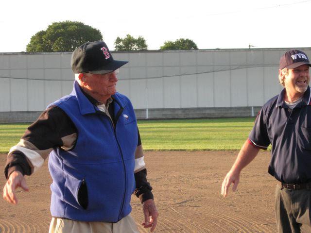 Boston Red Sox great Bobby Doerr dies at 99 in Junction City, Ore.