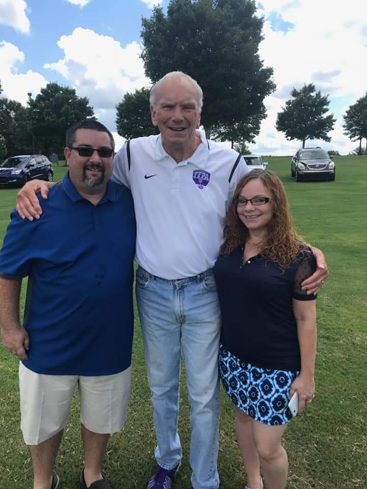 Former Bengals head coach Sam Wyche dies after battle with cancer 